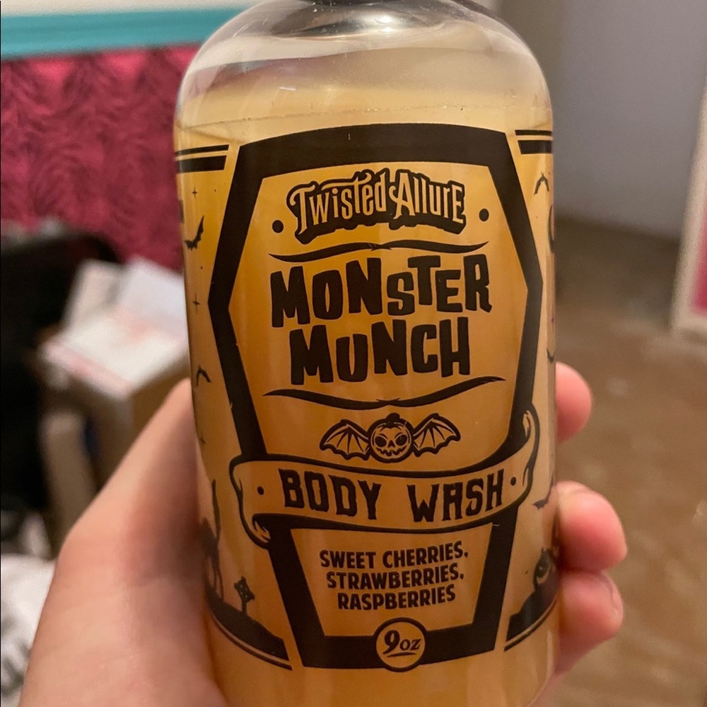 Twisted allure body wash